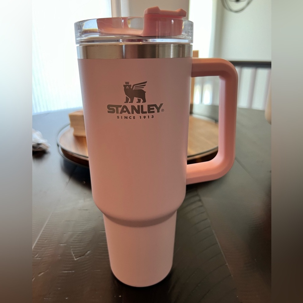 Pink Stanley Quencher 40 oz